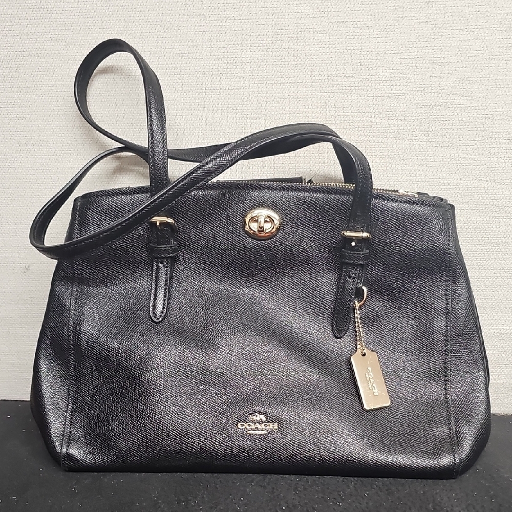 COACH TURNLOCK CARRY ALL BFPM-02-200